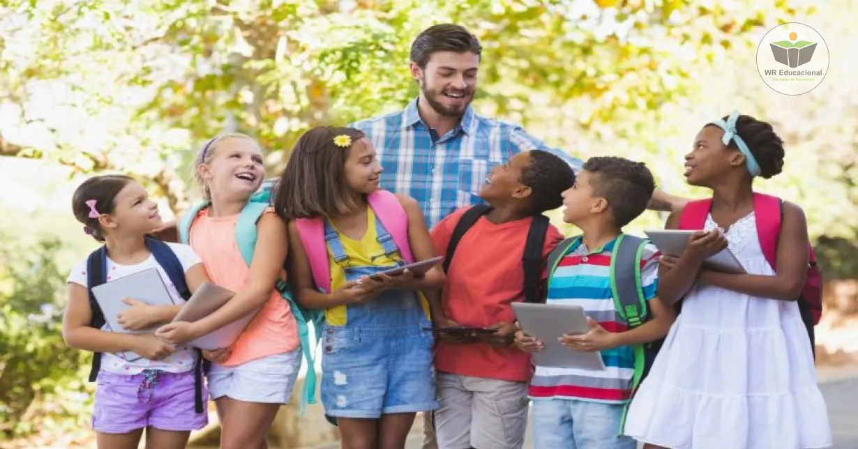 Cursos de Integração Entre Escola, Família e Comunidade