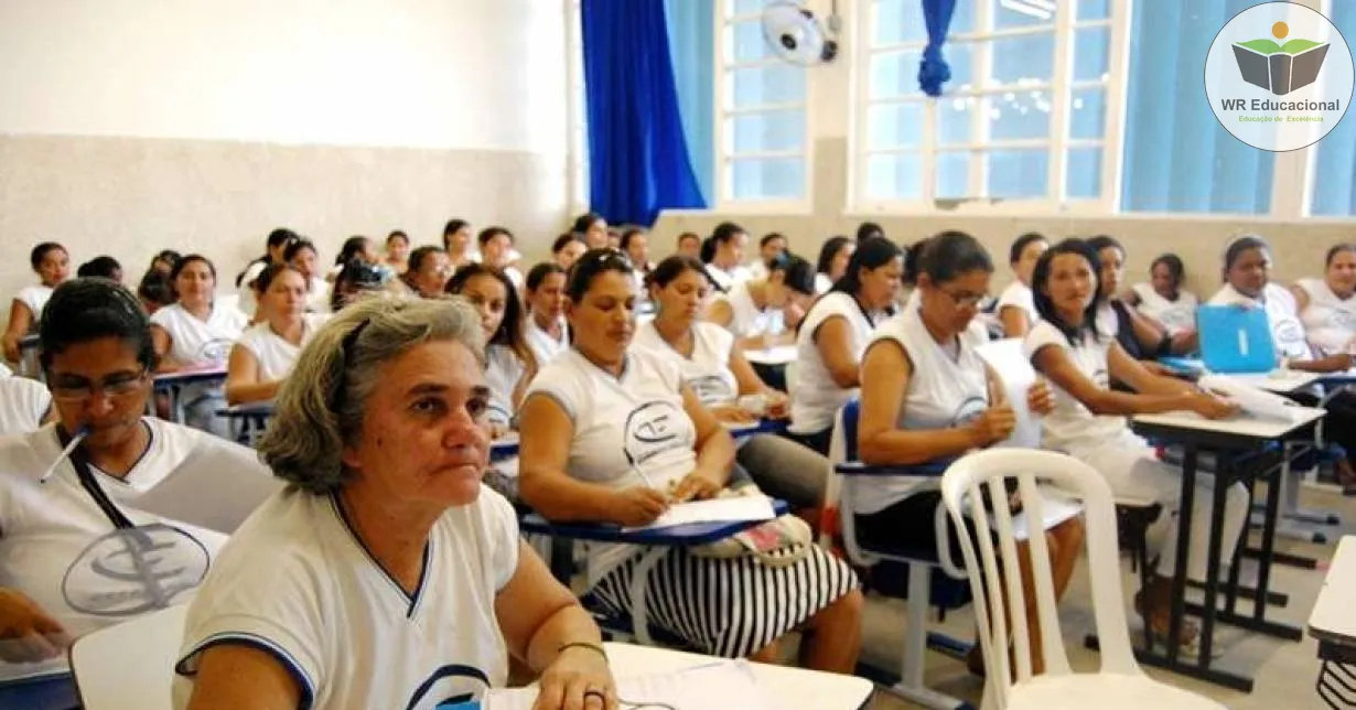 Cursos de Pressupostos Teóricos, Metóricos e Metodológicos da Educação de Jovens e Adultos